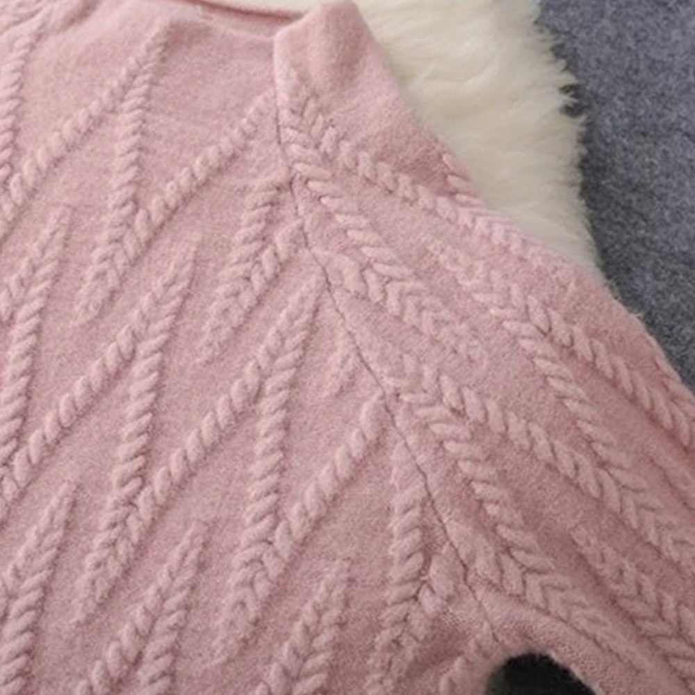 2-Piece Knitted Lounge Set - Stylish Ladies Sweater And Trousers Ensemble