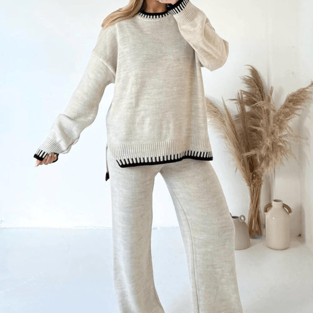 2-Piece Lounge Set - Cozy Knitted Ladies Outfit