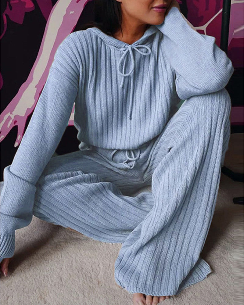 2-Piece Ribbed Loungewear Set - Stylish Ladies Hoodie And Trousers