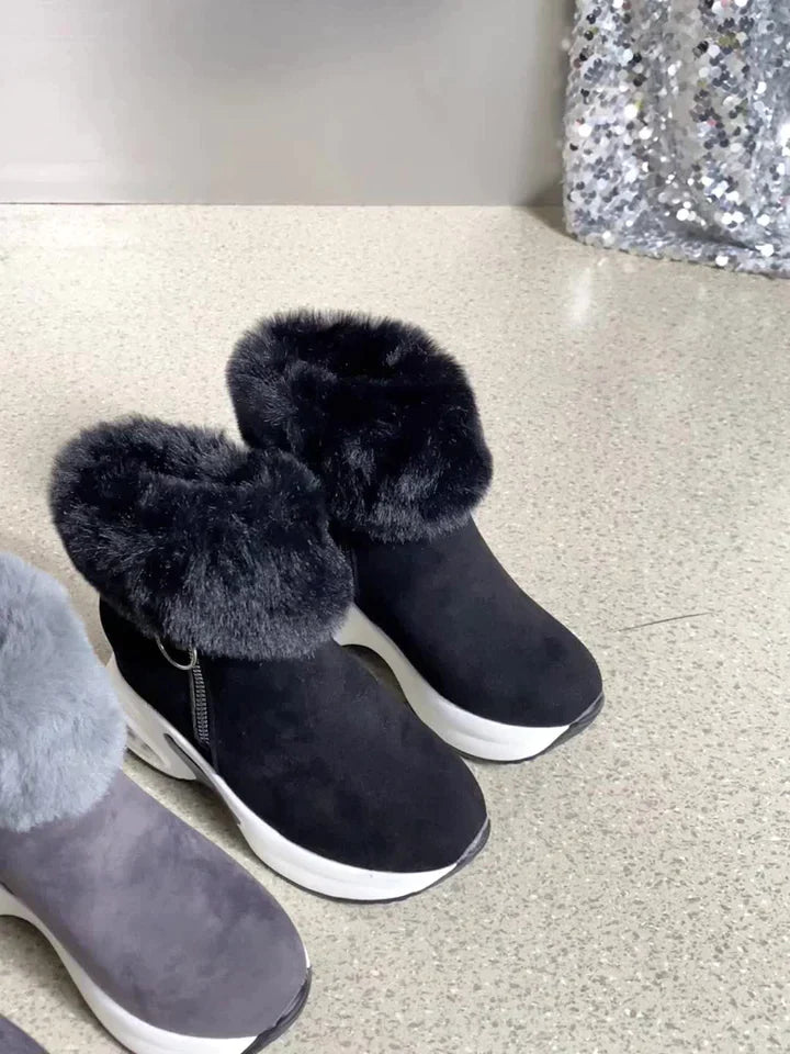 Ankle boots with faux fur - stylish ladies wedge heeled boots