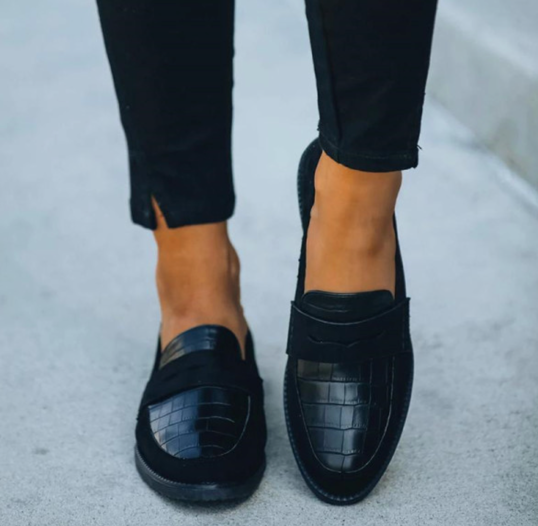 Black Leather Loafers - Elegant Slip-On Shoes For Ladies