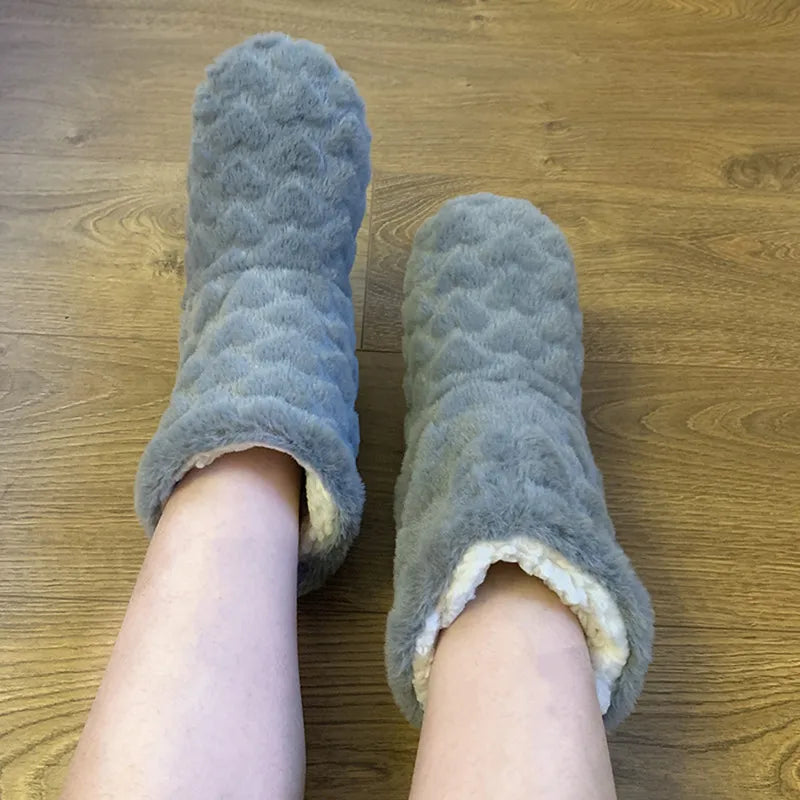 Ladies plush house boots - cosy faux fur slipper socks
