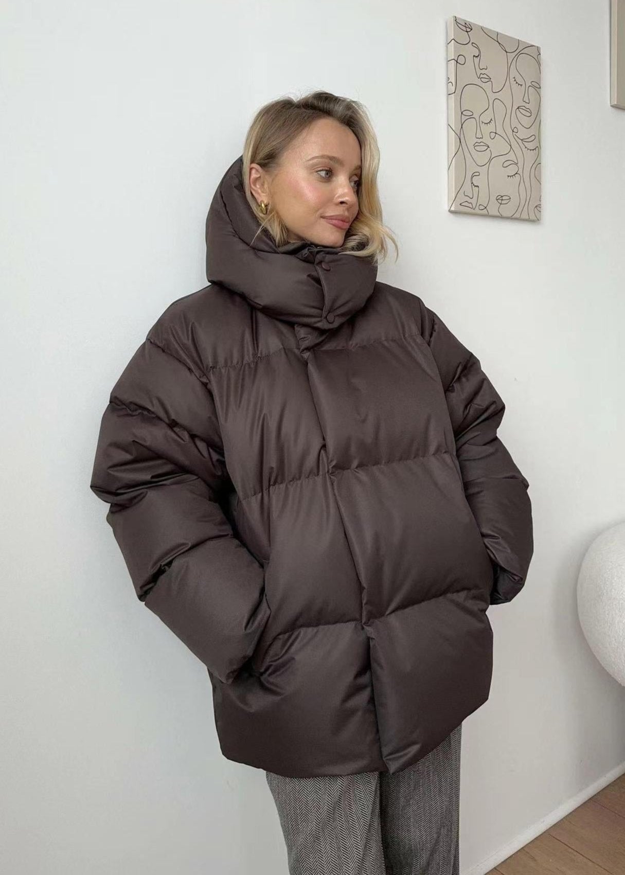 Oversized puffer jacket - stylish ladies winter coat