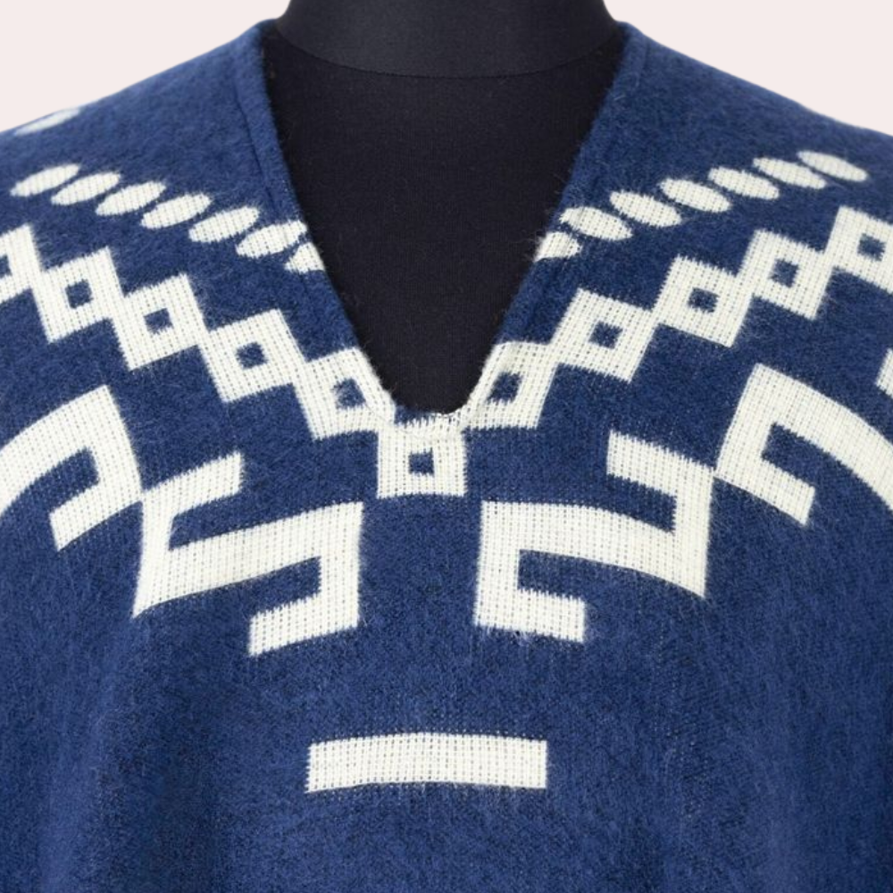 Poncho - Classic Winter Ladies Poncho With Geometric Design