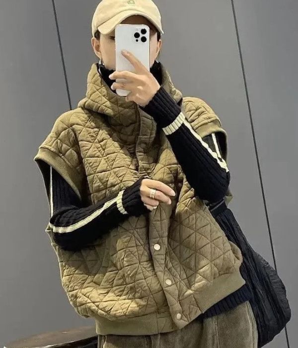 Quilted Body Warmer - Contemporary Women'S Sleeveless Jacket