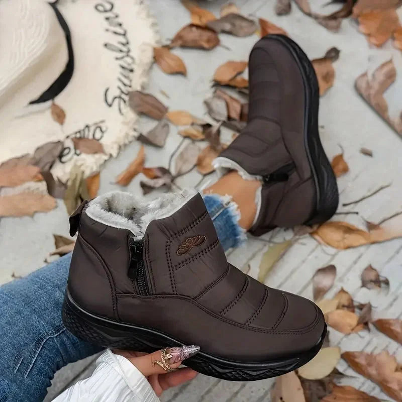 Winter boots - cosy ladies ankle boots with faux fur lining