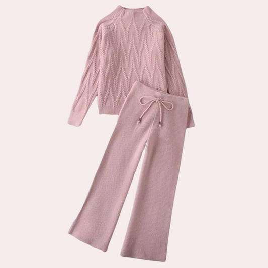 2-Piece Knitted Lounge Set - Stylish Ladies Sweater And Trousers Ensemble