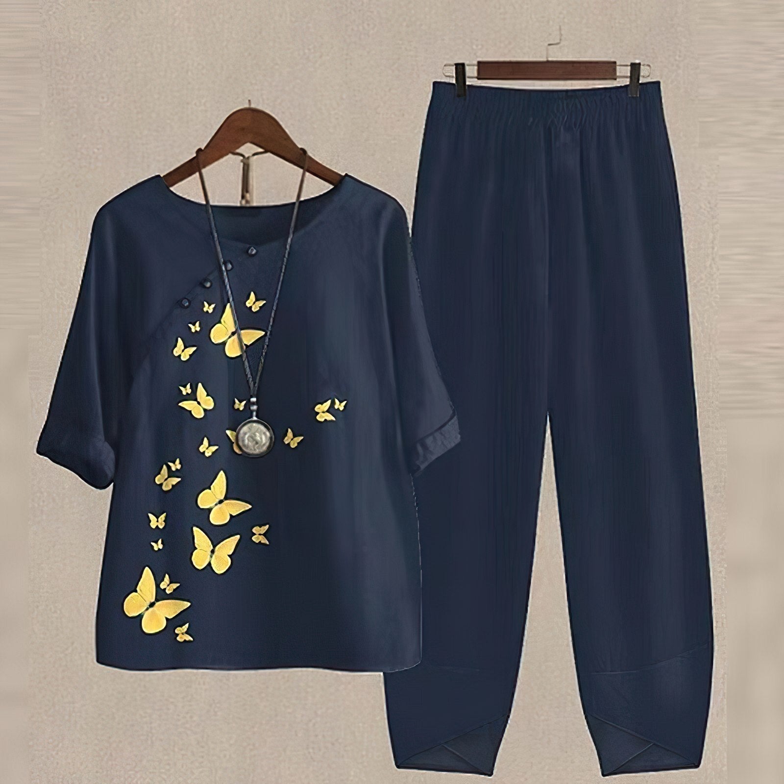 2-Piece Ladies Butterfly Print Top And Trousers Set - Casual Loungewear