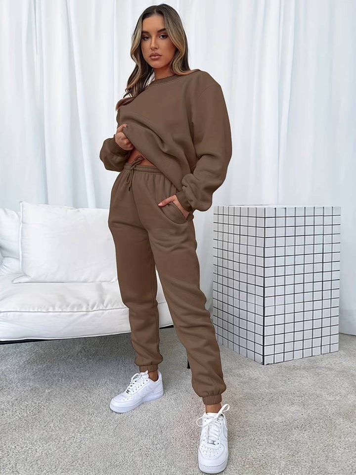 2-Piece Lounge Set - Cozy Ladies Sweatshirt And Joggers