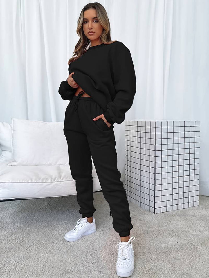 2-Piece Lounge Set - Cozy Ladies Sweatshirt And Joggers