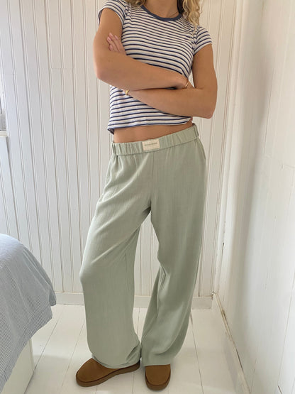 2-Piece Loungewear Set - Ladies Crop Top And Trousers