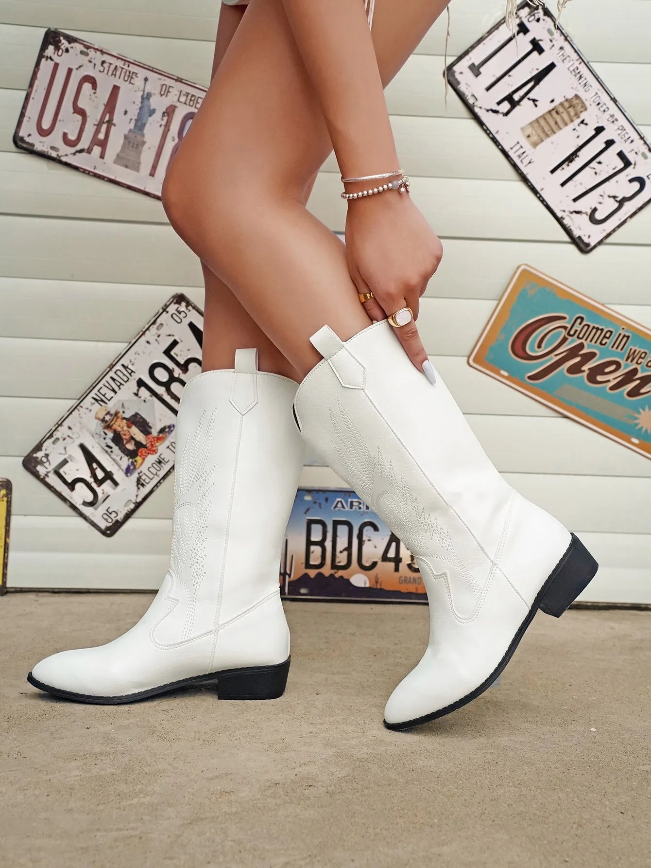 Cowboy Boots - Stylish Ladies Pu Leather Footwear With Soft Lining