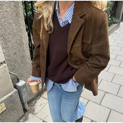 Long sleeve ladies' coat - button detail